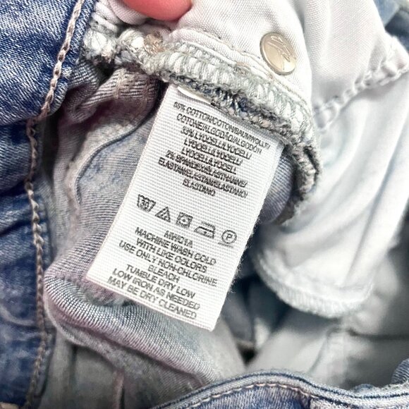 We The Free Zebra Print Low Rise Flare Leg Jeans Blue Size 26 - Picture 5 of 7